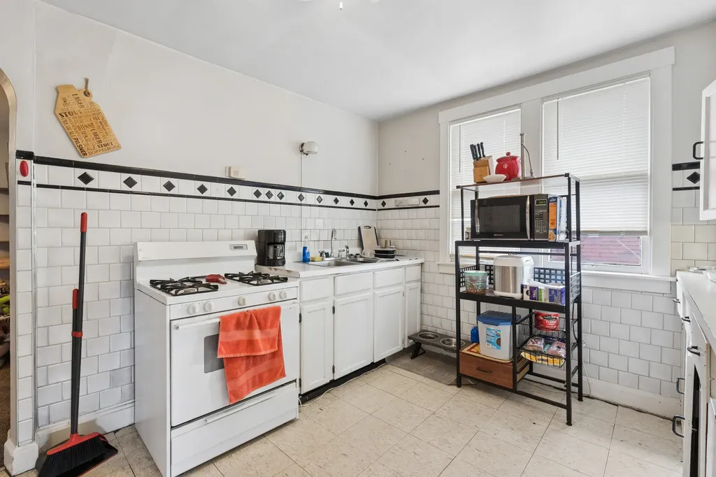 3537 North Natoma Avenue Chicago IL 60634
