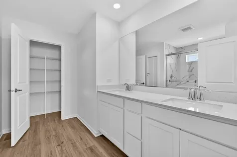 603 Murdock Place Oswego IL 60543