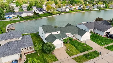 708 Erin Drive Champaign IL 61822