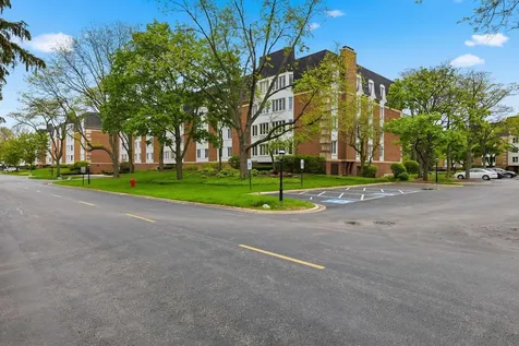 175 Lake Boulevard Buffalo Grove IL 60089