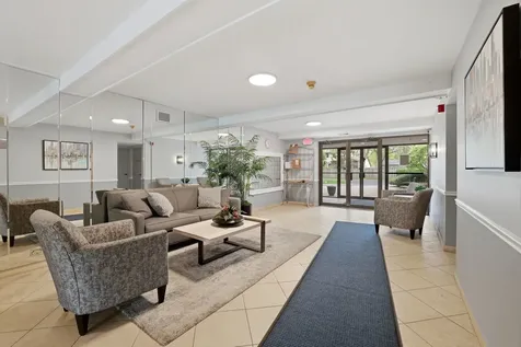 175 Lake Boulevard Buffalo Grove IL 60089