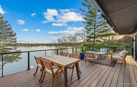 386 Holiday Drive Lake Holiday IL 60552
