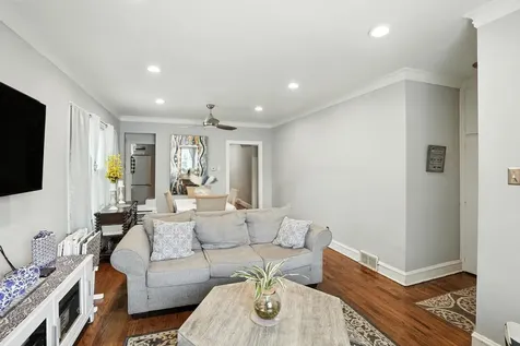 4224 North Oriole Avenue Norridge IL 60706