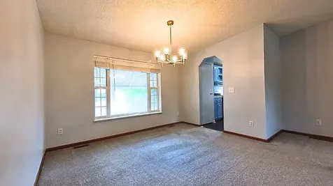 22734 Ravisloe Lane Frankfort IL 60423