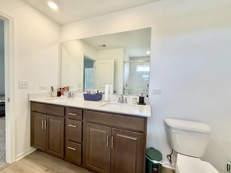 331 Red Oak Circle Volo IL 60020