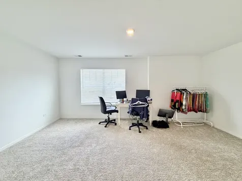 331 Red Oak Circle Volo IL 60020