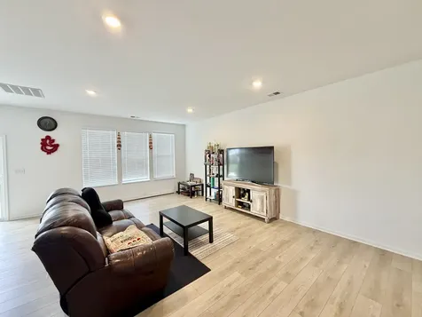 331 Red Oak Circle Volo IL 60020