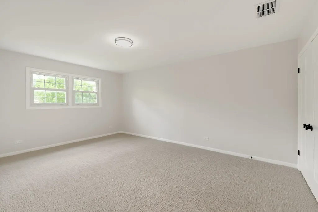 210 Westmoreland Lane Naperville IL 60540
