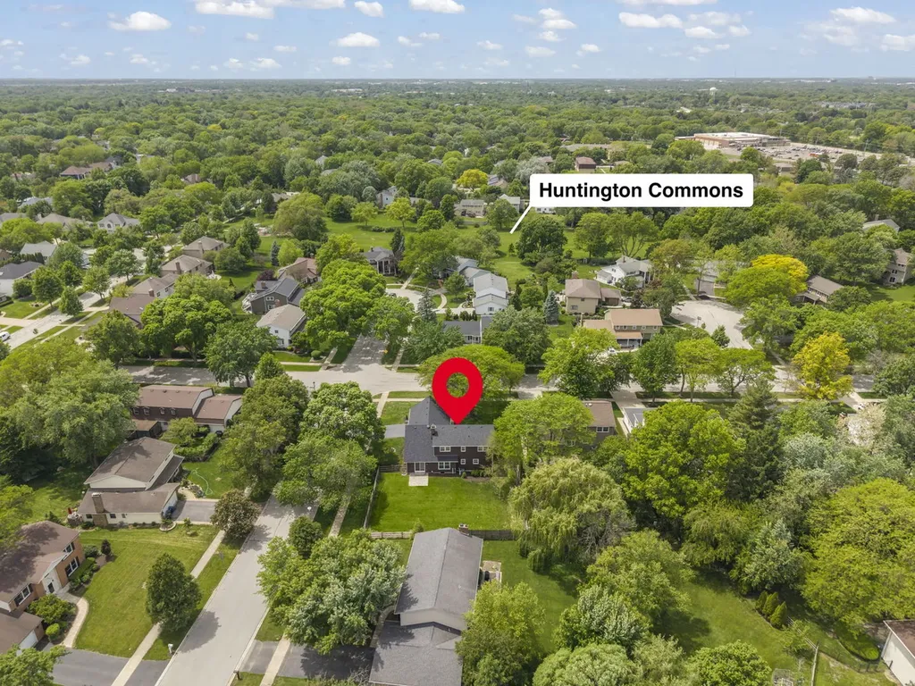 210 Westmoreland Lane Naperville IL 60540