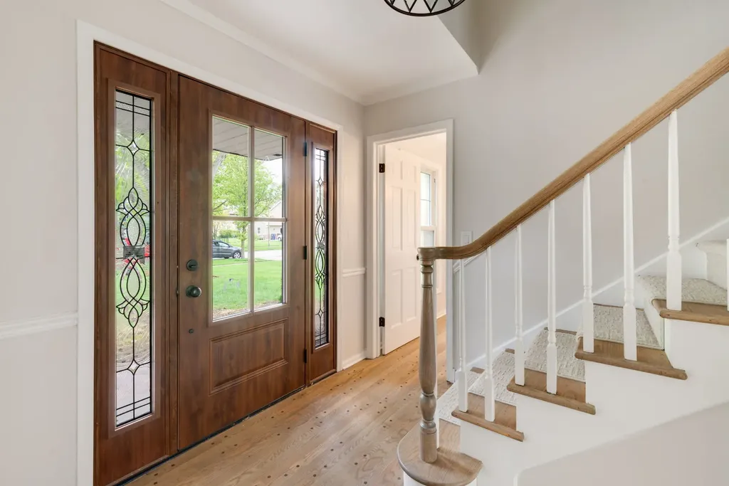 210 Westmoreland Lane Naperville IL 60540