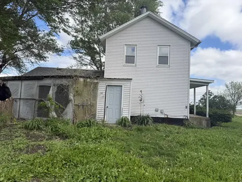 1329 North 1000 East Road Onarga IL 60955
