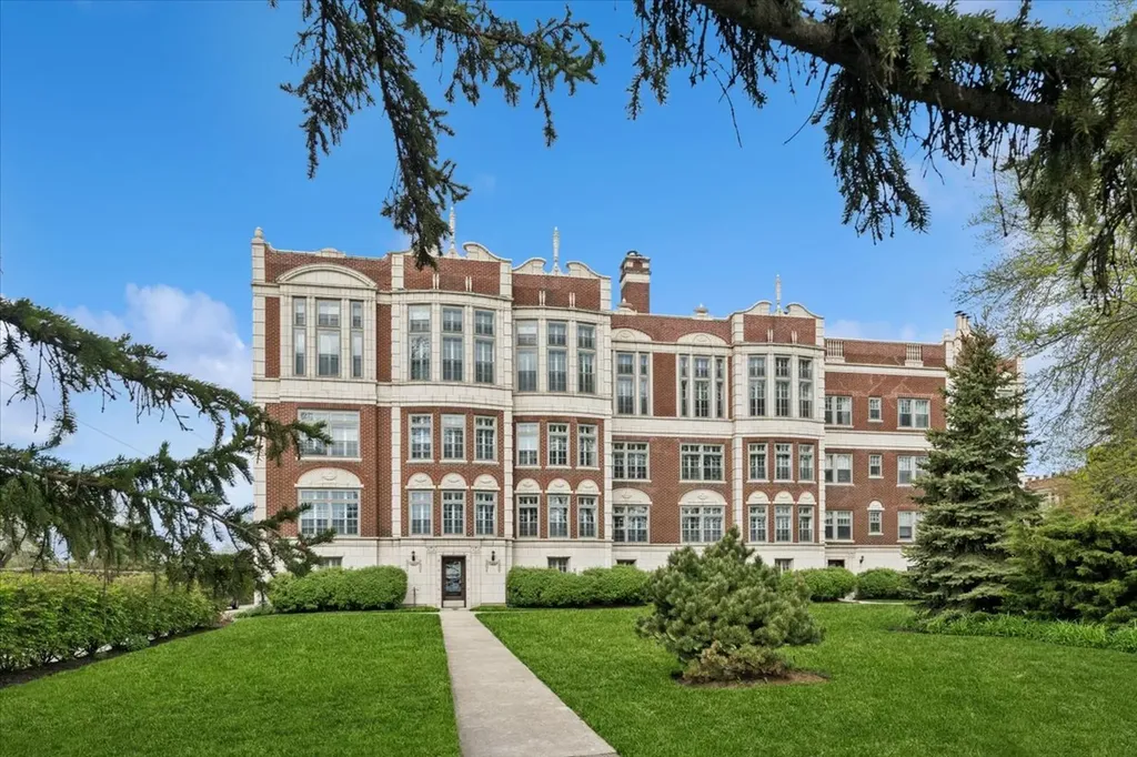 470 Sheridan Road Evanston IL 60202