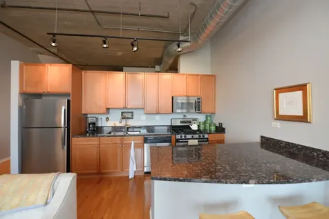 900 North Kingsbury Street Chicago IL 60610