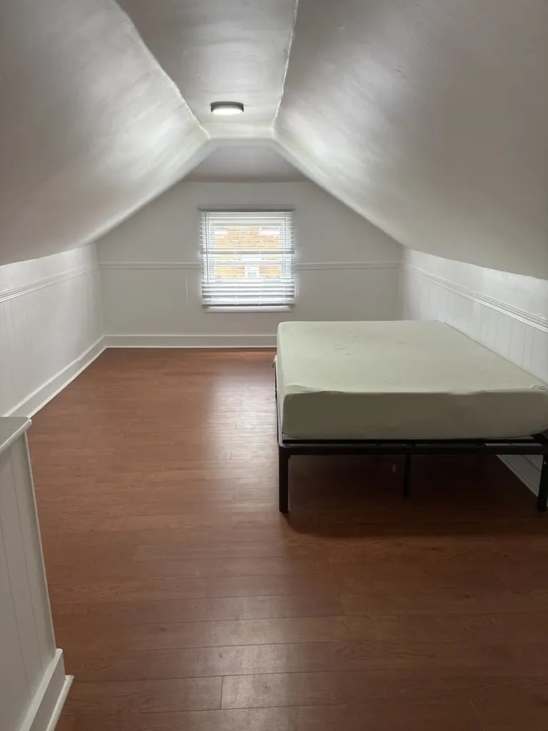 5230 West 51st Street Chicago IL 60638