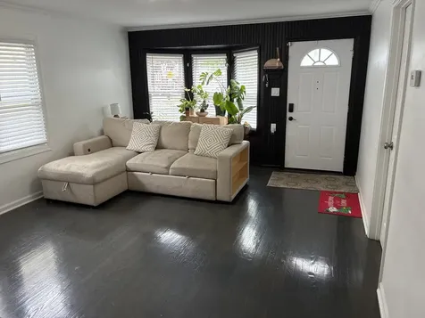 5230 West 51st Street Chicago IL 60638