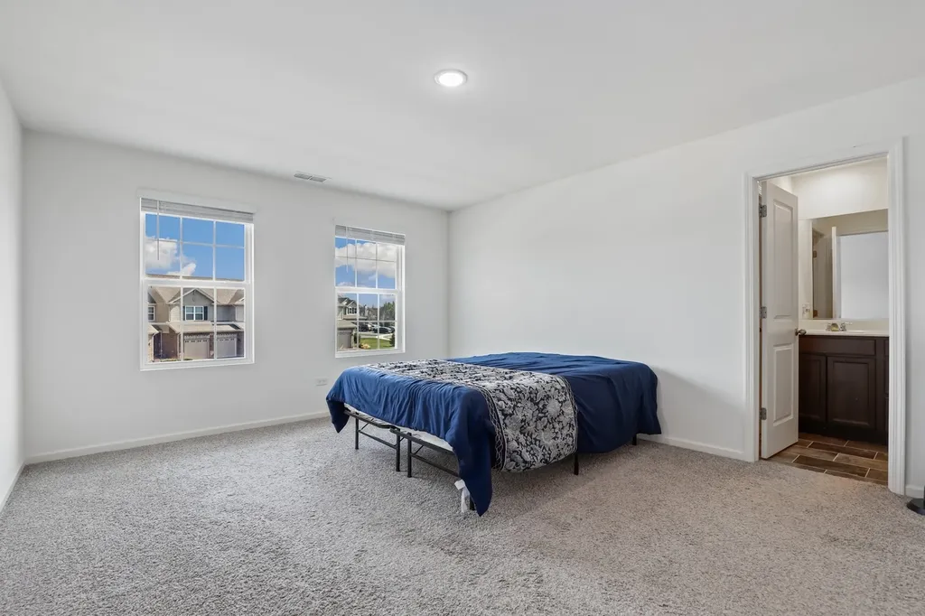 2051 Canyon Creek Court Aurora IL 60503