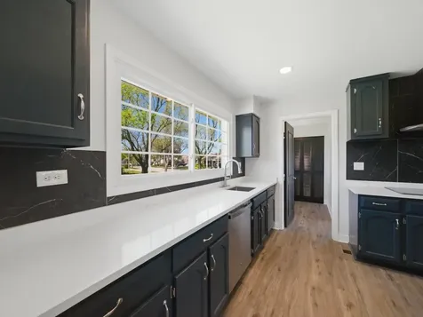 20 Emerson Drive Schaumburg IL 60194