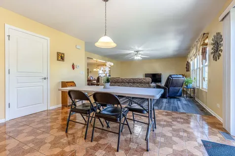 4004 Cypress Drive Zion IL 60099