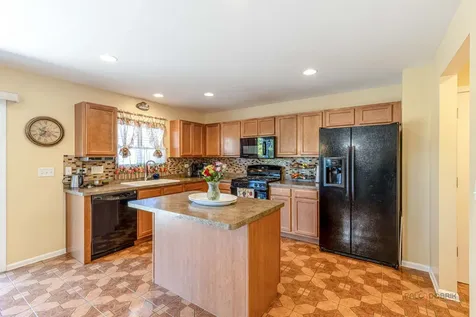 4004 Cypress Drive Zion IL 60099