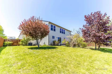 4004 Cypress Drive Zion IL 60099