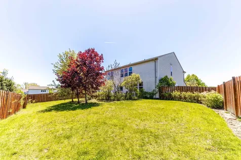 4004 Cypress Drive Zion IL 60099