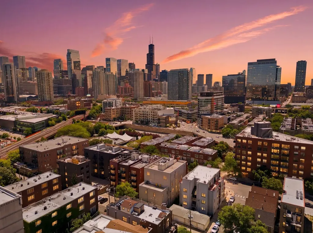 850 West Erie Street Chicago IL 60642