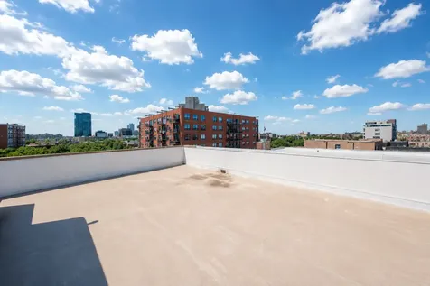 850 West Erie Street Chicago IL 60642