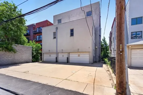 850 West Erie Street Chicago IL 60642