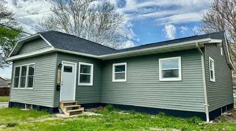 527 12TH Street Peru IL 61354