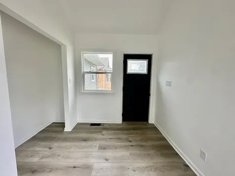 527 12TH Street Peru IL 61354