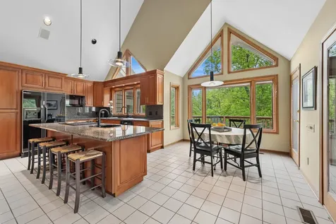 6414 Vermont Trail Crystal Lake IL 60012