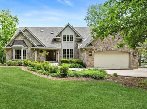 6414 Vermont Trail Crystal Lake IL 60012