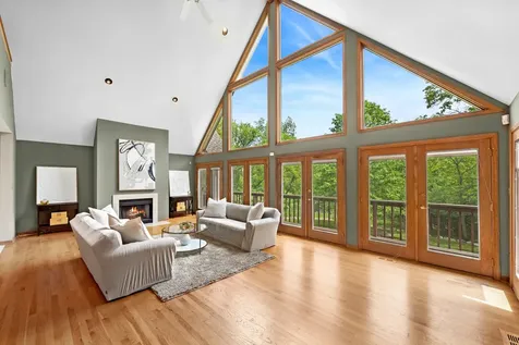 6414 Vermont Trail Crystal Lake IL 60012