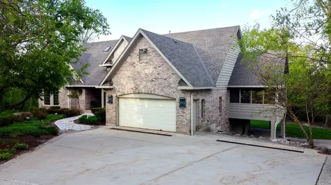 6414 Vermont Trail Crystal Lake IL 60012