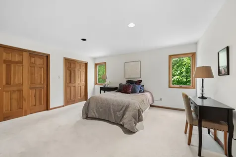 6414 Vermont Trail Crystal Lake IL 60012