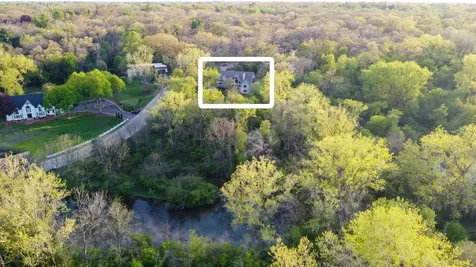 6414 Vermont Trail Crystal Lake IL 60012