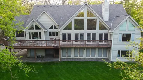 6414 Vermont Trail Crystal Lake IL 60012