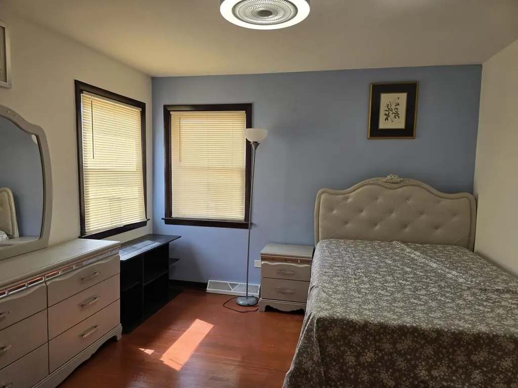 8600 West Summerdale Avenue Chicago IL 60656