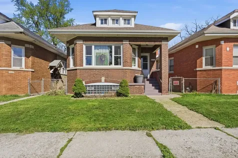 15805 Paulina Street Harvey IL 60426