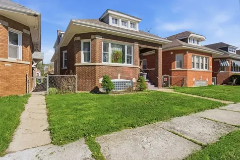 15805 Paulina Street Harvey IL 60426