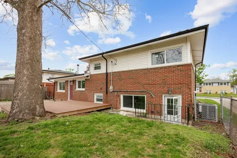 90 Peyton Drive Chicago Heights IL 60411