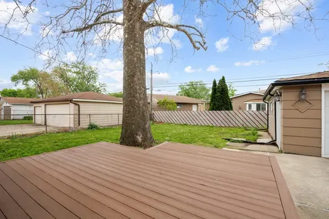 90 Peyton Drive Chicago Heights IL 60411