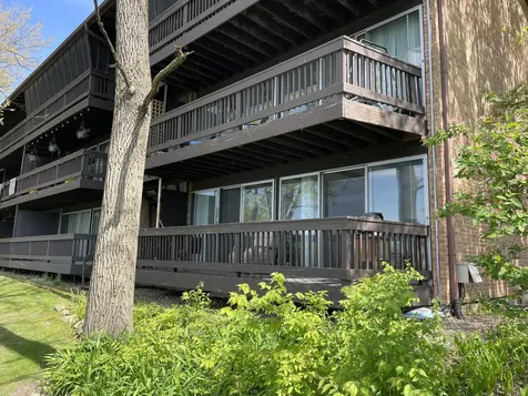 5544 E Lake Drive Lisle IL 60532