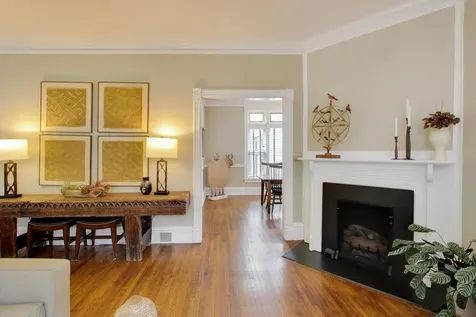 1235 Maple Avenue Evanston IL 60202