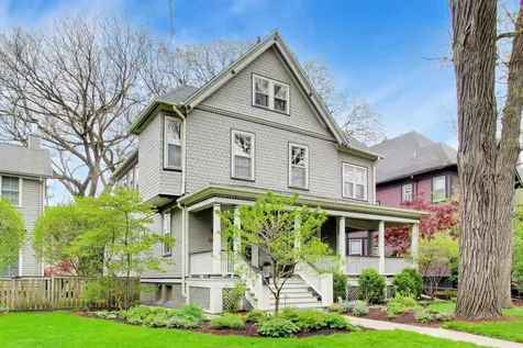 1235 Maple Avenue Evanston IL 60202