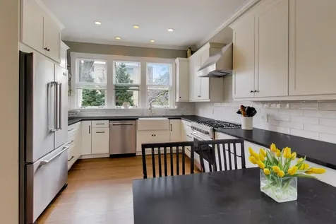 1235 Maple Avenue Evanston IL 60202