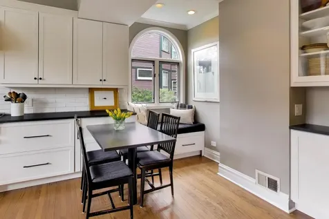 1235 Maple Avenue Evanston IL 60202