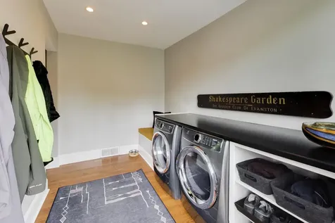 1235 Maple Avenue Evanston IL 60202