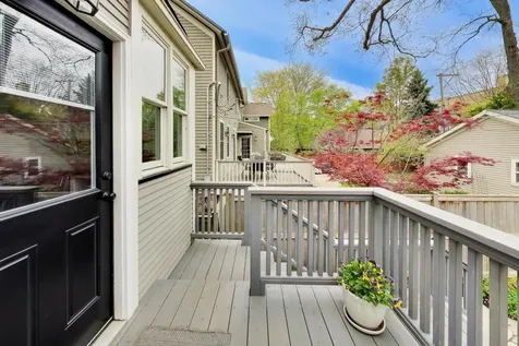 1235 Maple Avenue Evanston IL 60202