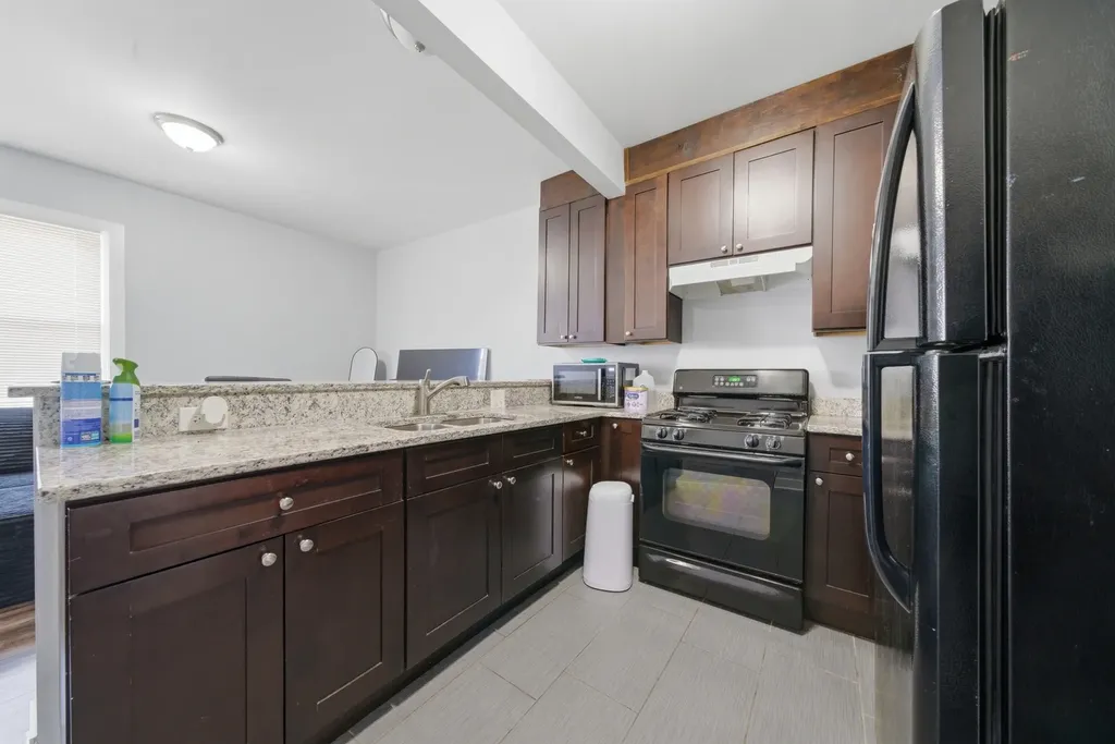 4800 South Winchester Avenue Chicago IL 60609